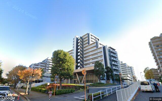 サングランデ印西牧の原ドアシティD棟の外観（Googleストリートビュー）