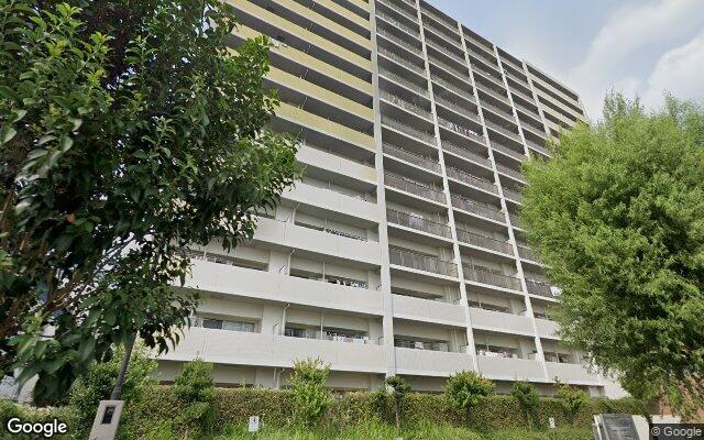 ロータリーパレスくぬぎ山の外観（Googleストリートビュー）