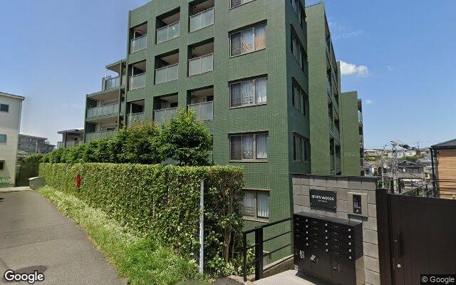 コンフォートパレス薬園台の外観（Googleストリートビュー）