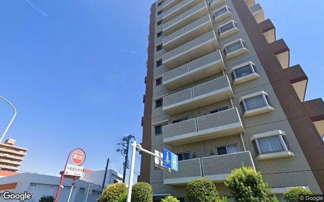 スターロワイヤル幕張の外観（Googleストリートビュー）