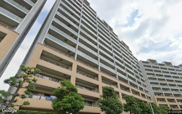 シーガーデン新浦安E棟の外観（Googleストリートビュー）