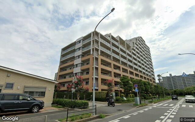 シーガーデン新浦安A棟の外観（Googleストリートビュー）