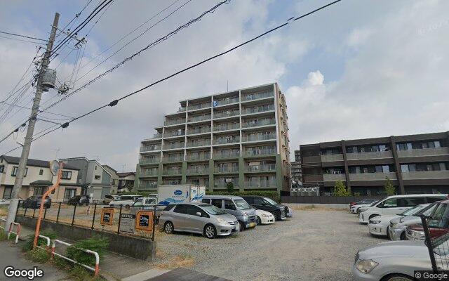 ライオンズマンション市川ヴェルデファーレの外観（Googleストリートビュー）
