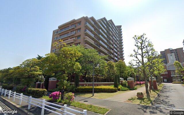 レジアスフォート新浦安H棟の外観（Googleストリートビュー）