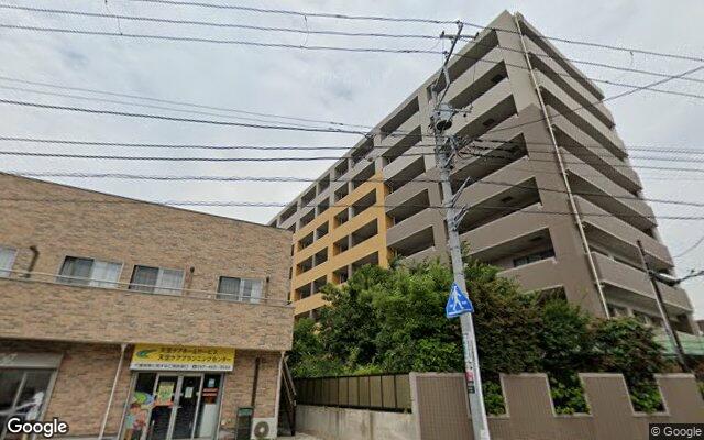 ライオンズマンション高根木戸駅前の外観（Googleストリートビュー）