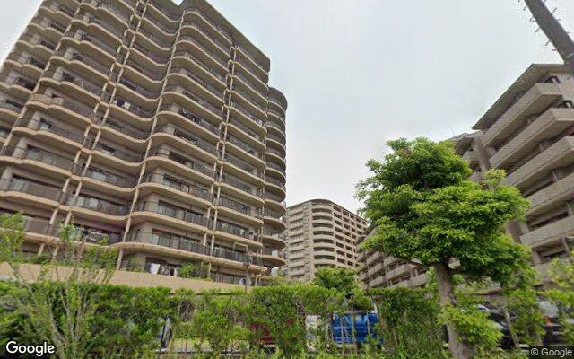 ガーデンプラザ新検見川21番館の外観（Googleストリートビュー）
