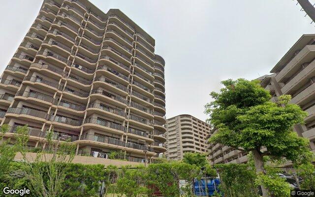 ガーデンプラザ新検見川12番館の外観（Googleストリートビュー）