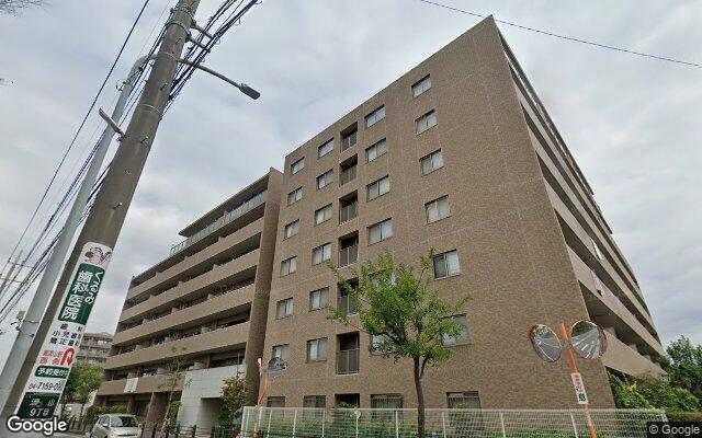 ライフピア流山平和台の外観（Googleストリートビュー）