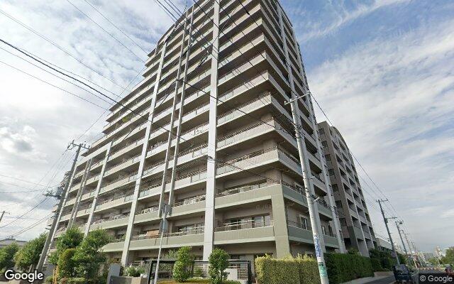 オーベルグランディオ新松戸の外観（Googleストリートビュー）