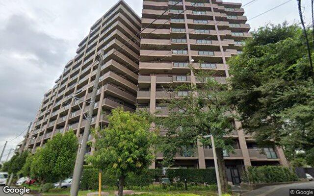 ライオンズヒルズ新松戸の外観（Googleストリートビュー）
