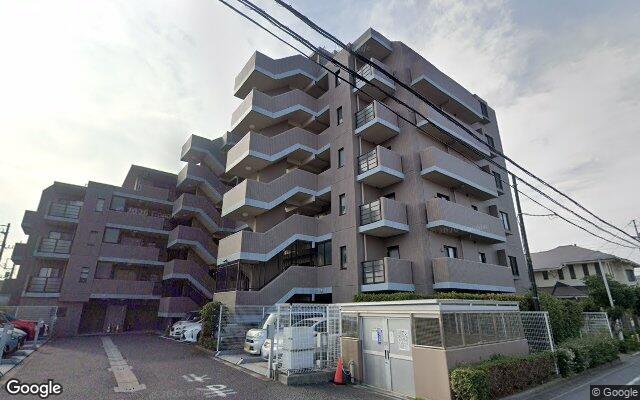 ロイヤルステージ鎌ヶ谷の外観（Googleストリートビュー）