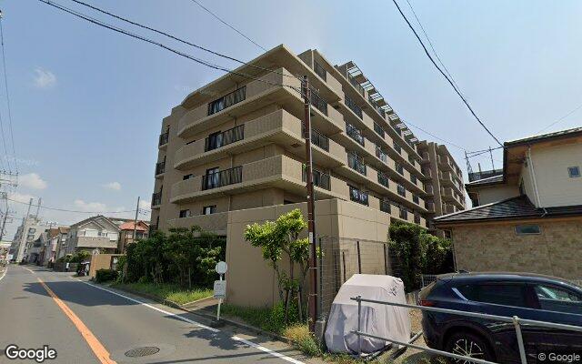 ベルシャトウ新鎌ヶ谷の外観（Googleストリートビュー）