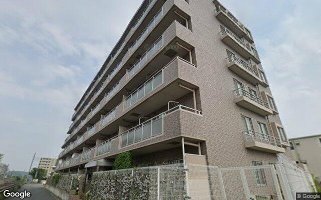 コルサム佐倉の外観（Googleストリートビュー）
