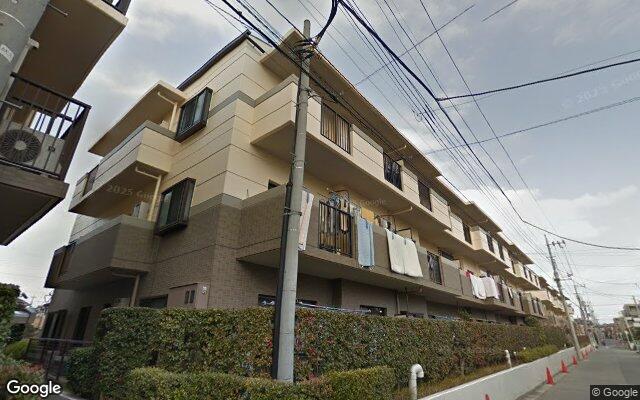 松戸六高台ベルパティオ2番館の外観（Googleストリートビュー）