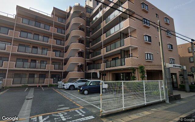 ロイヤルマンション四街道の外観（Googleストリートビュー）