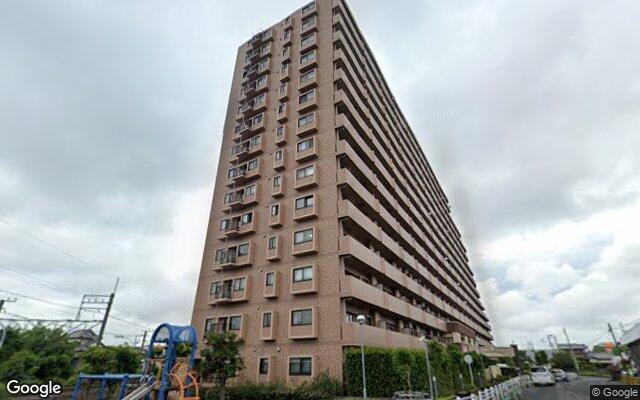 ライオンズガーデンシティ成田の外観（Googleストリートビュー）
