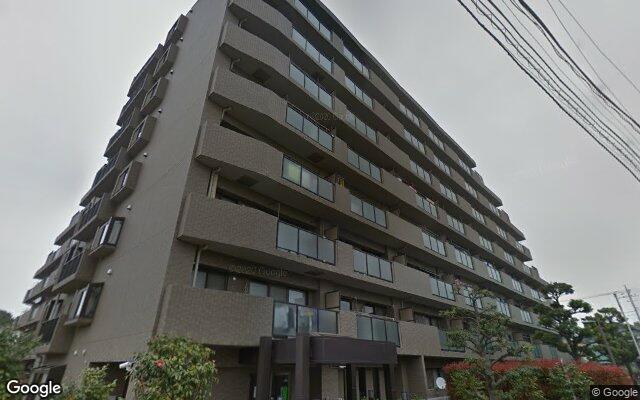 ファミール松戸二十世紀が丘の外観（Googleストリートビュー）