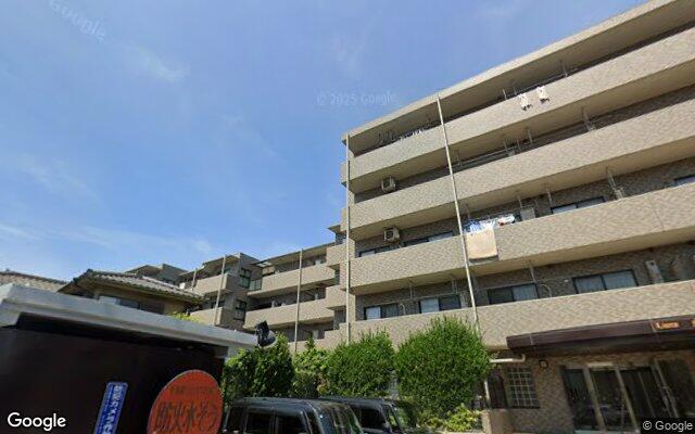 ライオンズマンション船橋海神の外観（Googleストリートビュー）
