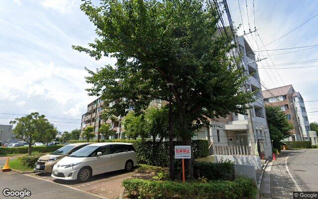 グランピア西白井4号棟の外観（Googleストリートビュー）