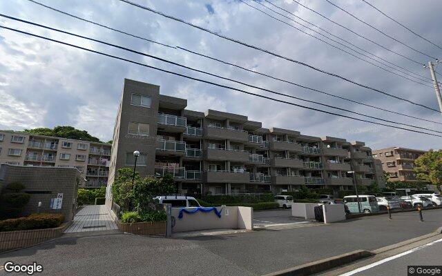 グランドムール稲毛の外観（Googleストリートビュー）