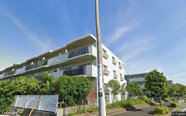 江戸川台フラットの外観（Googleストリートビュー）