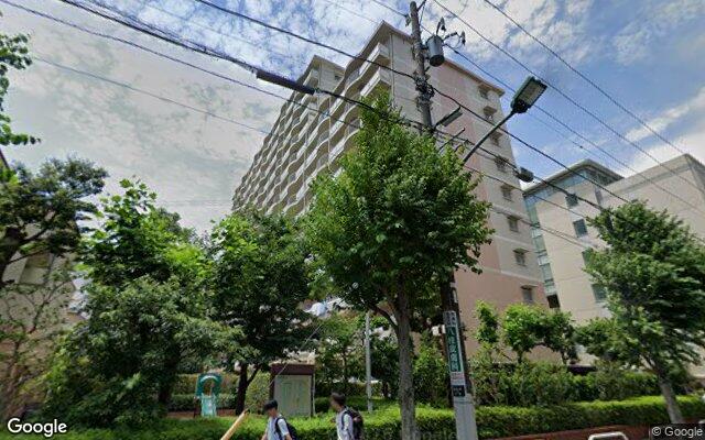 新松戸サンライトパストラル七番街A棟の外観（Googleストリートビュー）