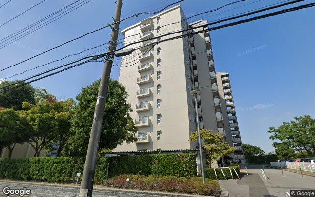 新松戸西パークハウスC棟の外観（Googleストリートビュー）