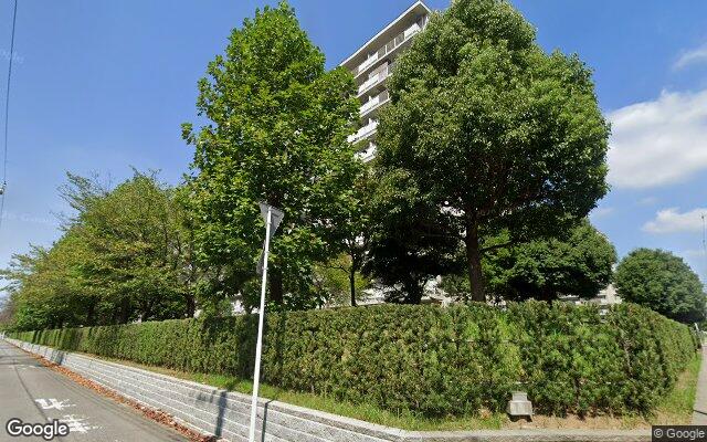 新松戸西パークハウスの外観（Googleストリートビュー）