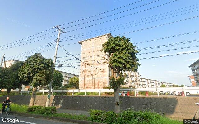 堀込第3団地2-3-7号棟の外観（Googleストリートビュー）