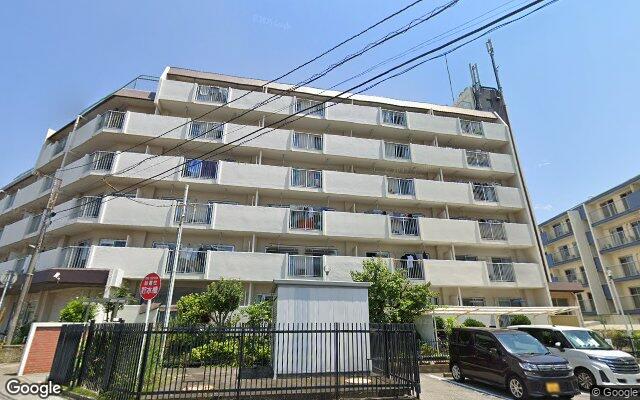 津田沼国際パレスの外観（Googleストリートビュー）