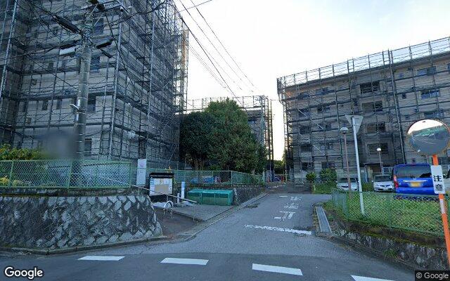 江戸川台小田急ハイツ10号棟の外観（Googleストリートビュー）