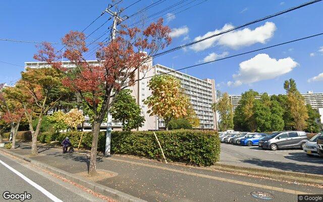 千葉ガーデンタウンD棟の外観（Googleストリートビュー）