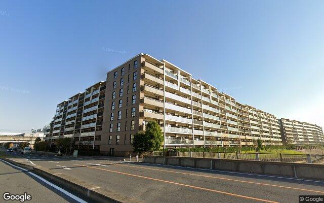 グランアルト越谷レイクタウンの外観（Googleストリートビュー）