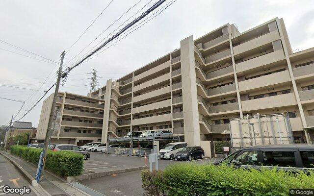 イニシア川口鳩ヶ谷の外観（Googleストリートビュー）