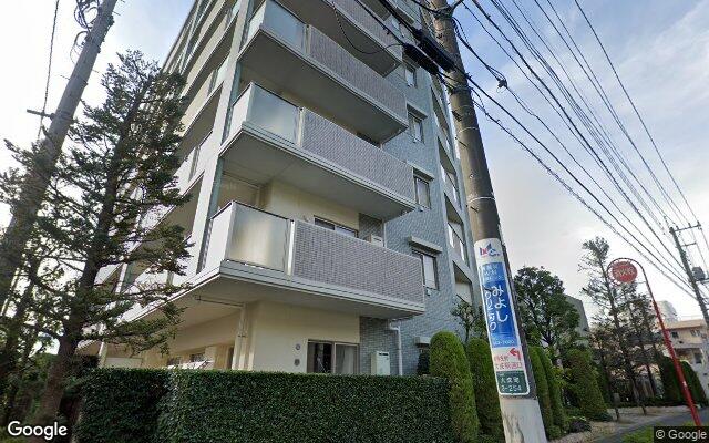 ファミリーフィールズ大宮壱番館の外観（Googleストリートビュー）