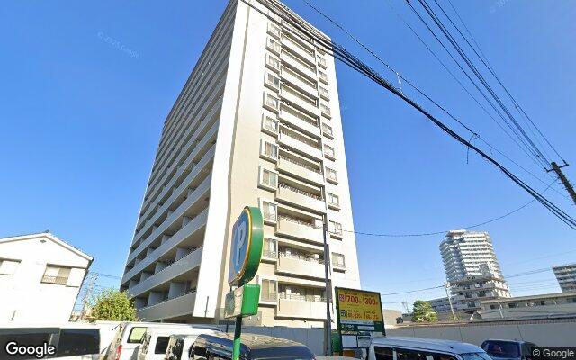 コスモ川口シムズスクエアの外観（Googleストリートビュー）
