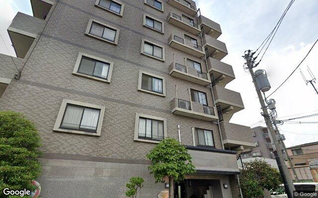 ベルドゥムール草加中央東の外観（Googleストリートビュー）