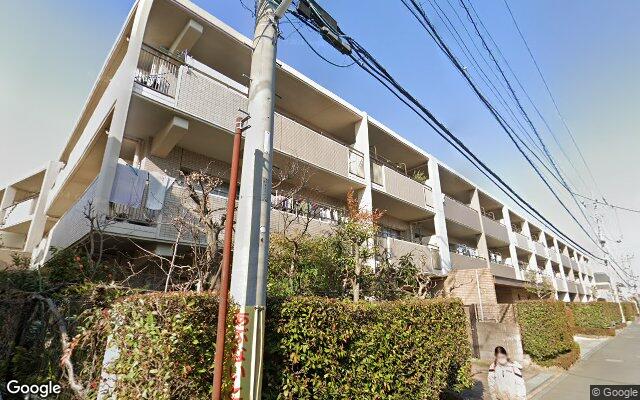 コスモ狭山ヶ丘の外観（Googleストリートビュー）