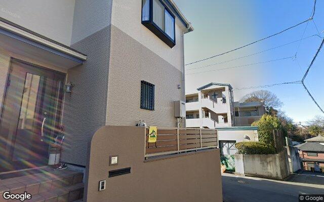 アーベイン朝霞根岸台セゾンヒルズの外観（Googleストリートビュー）