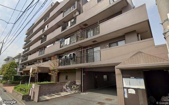 コスモ川口朝日町の外観（Googleストリートビュー）