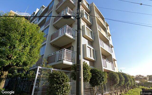 朝日パリオ越谷南3リバーフロントの外観（Googleストリートビュー）