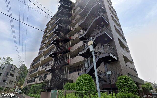 ライオンズマンション浦和西高前の外観（Googleストリートビュー）