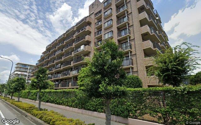 ライオンズガーデン草加旭町の外観（Googleストリートビュー）