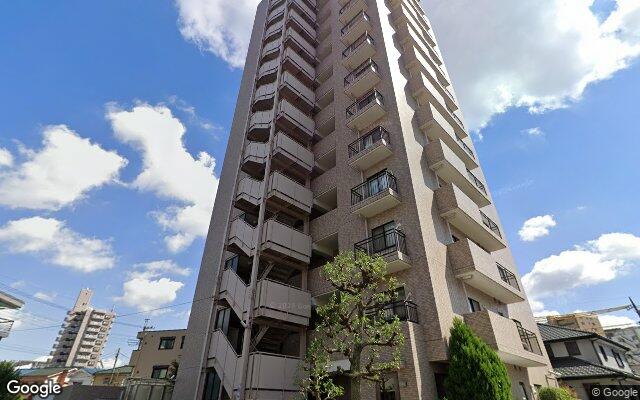 川口本町パークホームズの外観（Googleストリートビュー）
