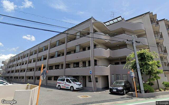 キャッスル久喜の外観（Googleストリートビュー）