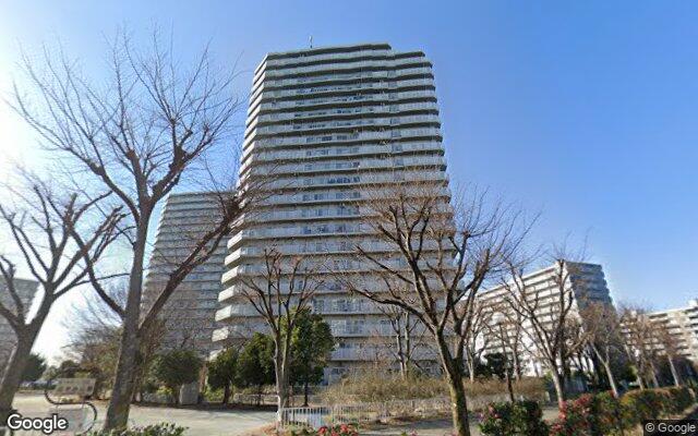 パークフィールドみさとテラウエスト4街区1号館の外観（Googleストリートビュー）