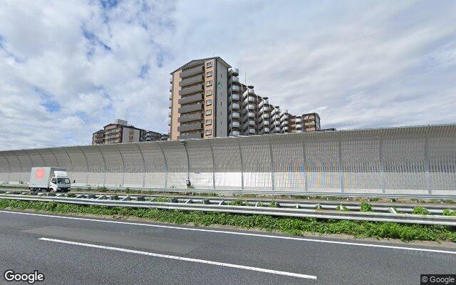 エクレール岩槻2番館の外観（Googleストリートビュー）