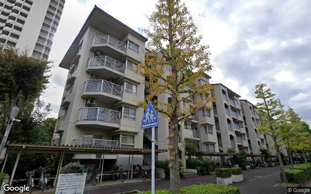 志木ニュータウン中央の森壱番街7号棟の外観（Googleストリートビュー）