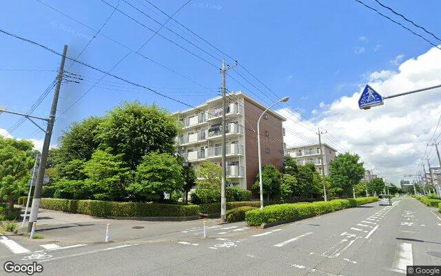 三郷早稲田団地の外観（Googleストリートビュー）