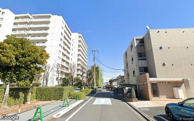 ヴィルセゾン小手指C棟の外観（Googleストリートビュー）